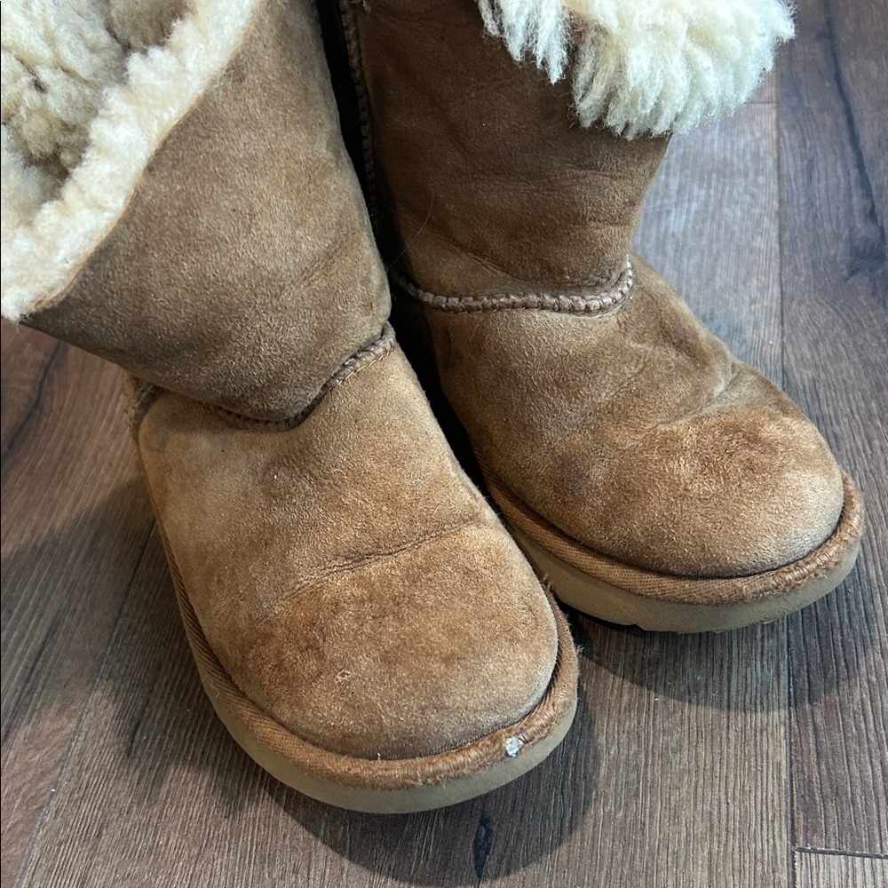 UGG Kids Tan Boots ! Size 12